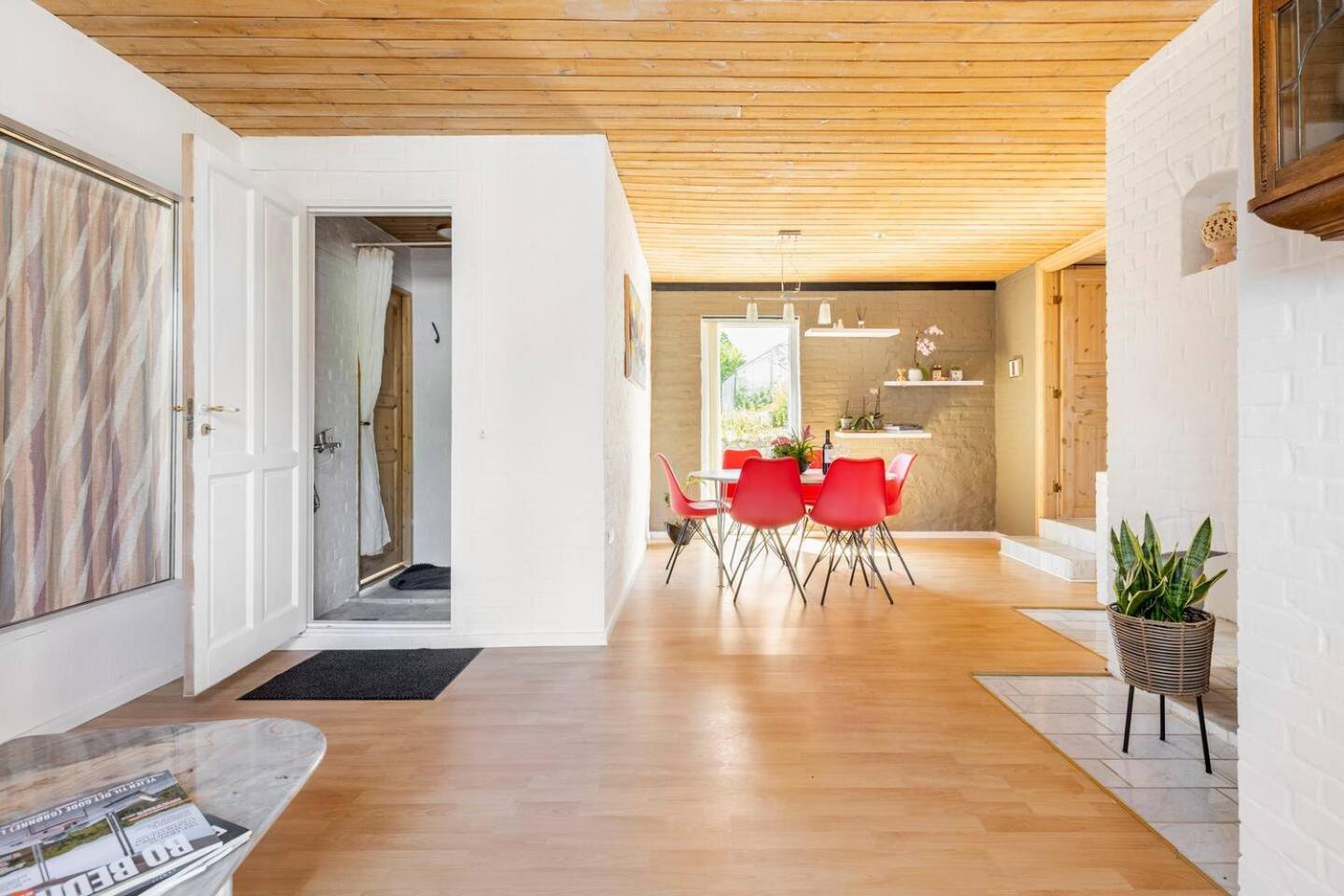 Trandafir Guesthouse Egtved Exteriör bild